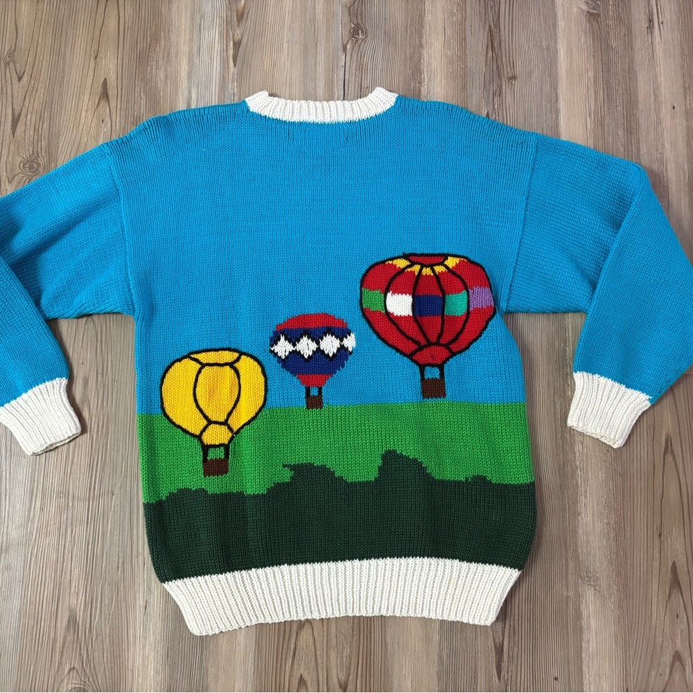 Vintage Colorful Hot Air Balloon Sweater - Picture 3 of 3